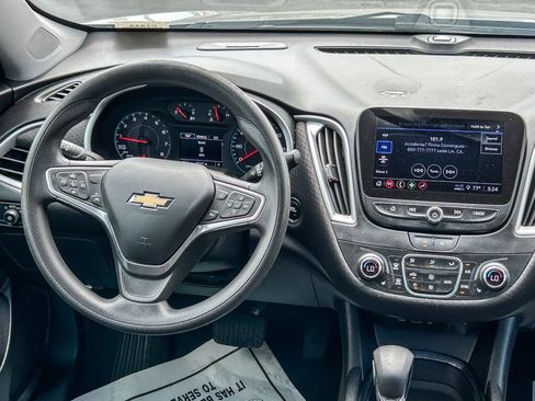Used 2023 Chevrolet Malibu LT FWD image 13
