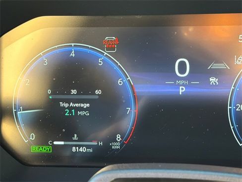 Used 2025 Toyota Land Cruiser w/ Premium Package image 33