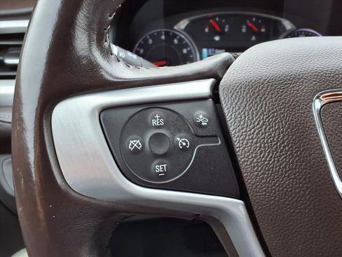 Used 2019 GMC Acadia SLT image 15