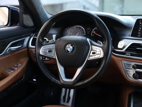 Used 2016 BMW 750i xDrive AWD/4WD image 31
