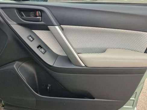 Used 2017 Subaru Forester 2.5i Premium w/ All-Weather Package image 22