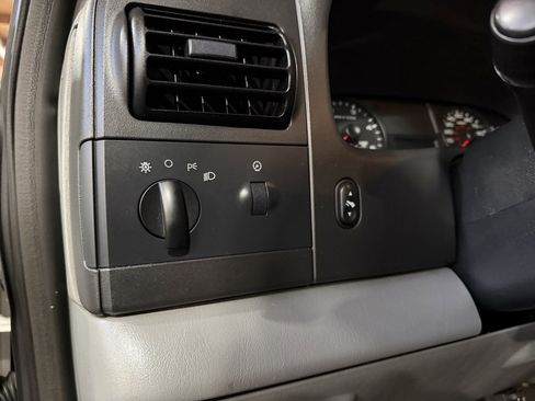 Used 2006 Ford F250 XLT image 13