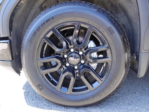 Used 2024 GMC Sierra 1500 Pro w/ Graphite Edition AWD/4WD image 54