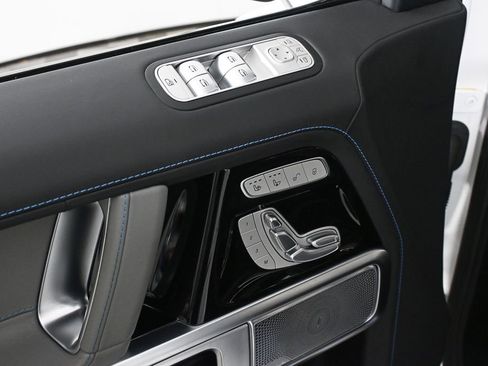 Used 2025 Mercedes-Benz G 580 w/ EQ Technology image 8
