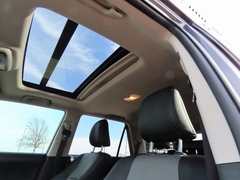 Used 2022 Toyota 4Runner SR5 Premium image 43