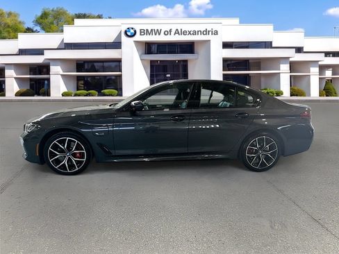 Used 2023 BMW 530e xDrive w/ Executive Package AWD/4WD image 8