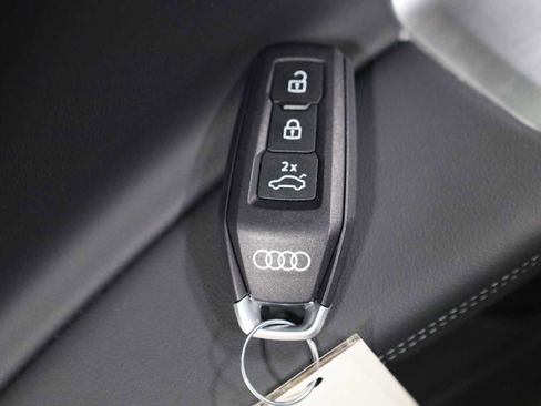 Certified 2025 Audi Q5 Premium w/ Premium Plus AWD/4WD image 41