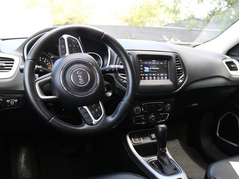 Used 2020 Jeep Compass Latitude w/ Popular Equipment Group FWD image 13