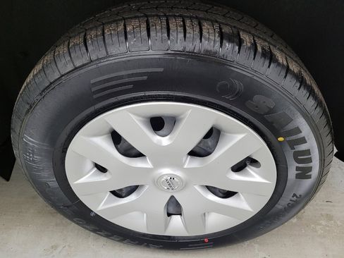 Used 2020 Nissan Rogue Sport S image 31