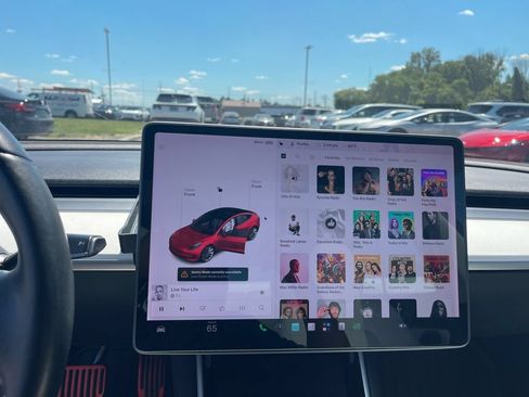 Used 2018 Tesla Model 3 Long Range AWD/4WD image 9