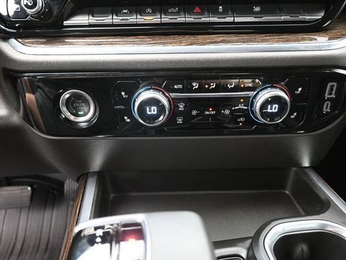 Used 2024 GMC Sierra 1500 Elevation w/ LPO, Elevation Black Package image 28