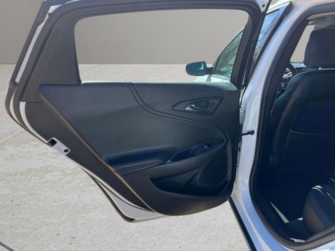 Used 2024 Chevrolet Malibu LT FWD image 25