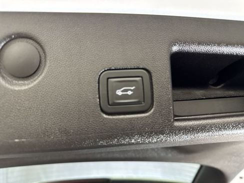 Certified 2024 Chevrolet Equinox LT w/ LPO, Floor Liner Package image 24