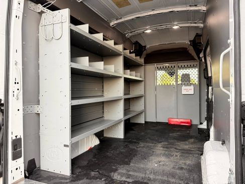 Used 2019 Ford Transit 250 148 High Roof RWD image 30