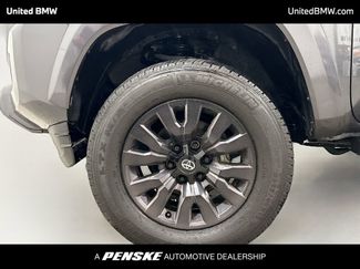 Used 2022 Toyota Tacoma Limited video 2