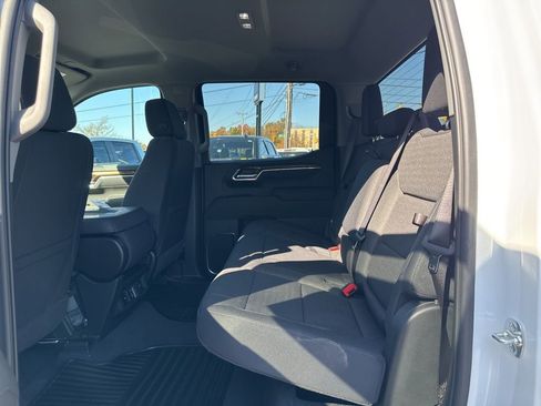 New 2026 GMC Sierra 1500 Elevation image 30