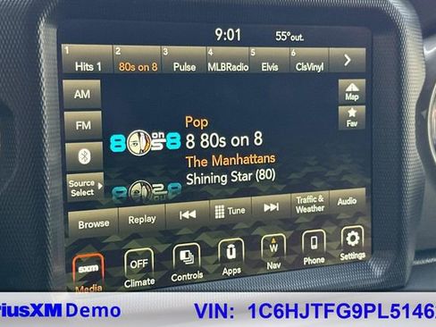 Used 2023 Jeep Gladiator Overland image 31