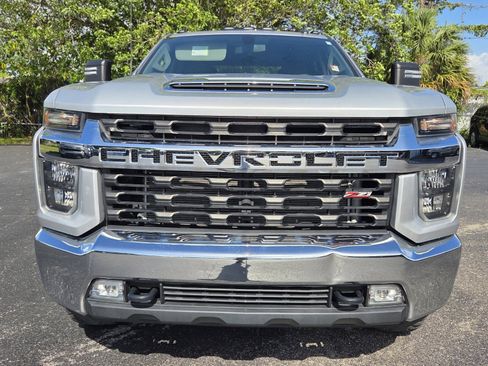 Certified 2022 Chevrolet Silverado 2500 LT w/ Convenience Package AWD/4WD image 8