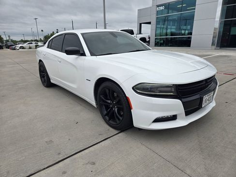 Used 2016 Dodge Charger R/T w/ Navigation & Travel Group RWD image 1