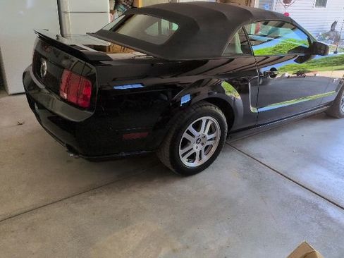 Used 2006 Ford Mustang GT Premium RWD image 5