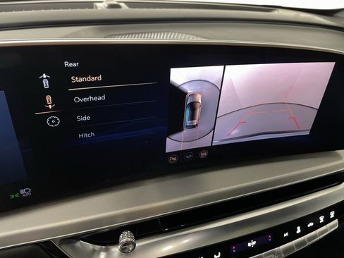 Used 2025 Cadillac Lyriq Sport image 31