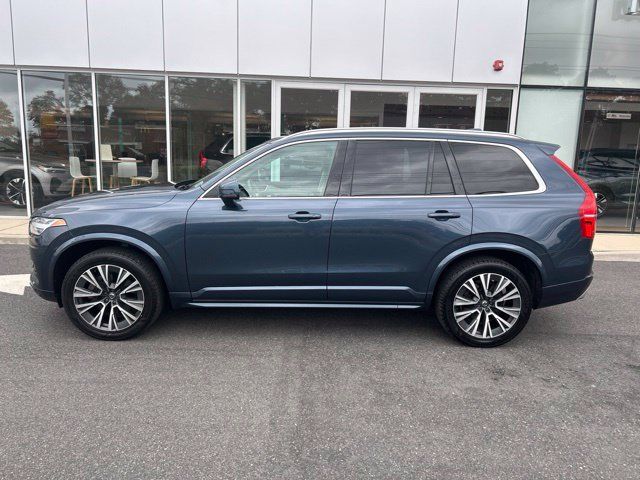 Used 2021 Volvo XC90 T5 Momentum w/ Climate Package AWD/4WD image 2
