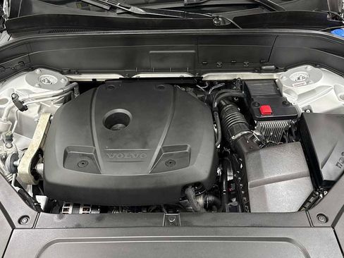 Used 2022 Volvo XC90 T6 Inscription w/ Advanced Package image 32