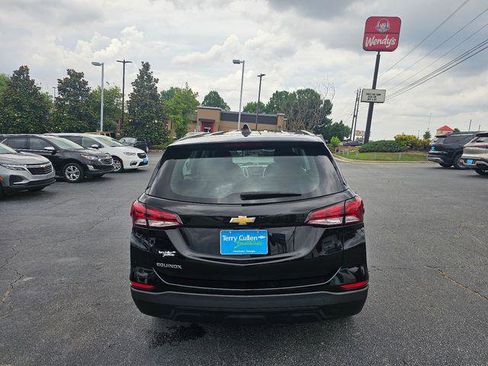 Used 2022 Chevrolet Equinox LS FWD image 7