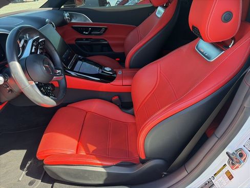 Used 2022 Mercedes-Benz SL 55 AMG 4MATIC image 8