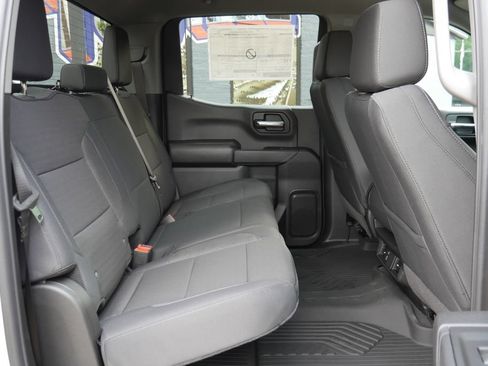 New 2026 Chevrolet Silverado 1500 Custom Trail Boss w/ LPO, Dark Essentials Package AWD/4WD image 11