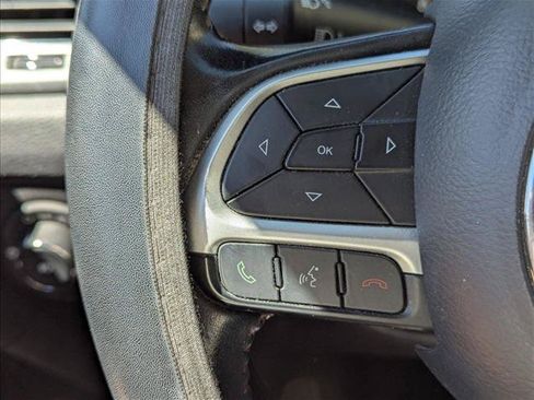 Used 2020 Jeep Compass Trailhawk AWD/4WD image 11