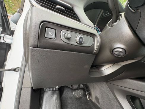 Used 2019 Buick Enclave Avenir w/ Avenir Technology Package AWD/4WD image 12