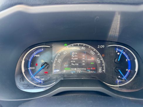 Used 2020 Toyota RAV4 XSE image 22