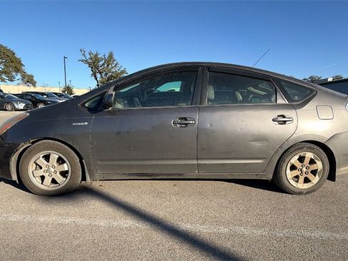 Used 2007 Toyota Prius image 2