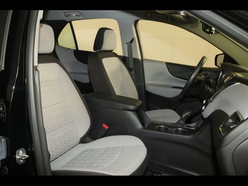 Used 2024 Chevrolet Equinox LS w/ Midnight Edition FWD image 26