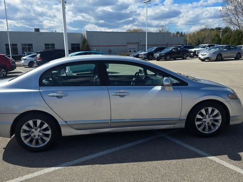 Used 2010 Honda Civic EX image 19