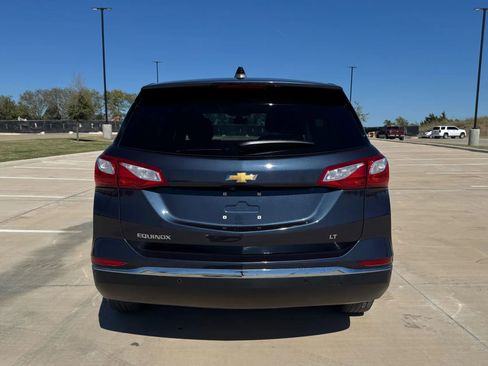 Used 2018 Chevrolet Equinox LT FWD image 5
