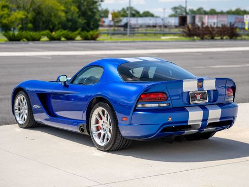 Used 2006 Dodge Viper SRT-10 RWD image 16