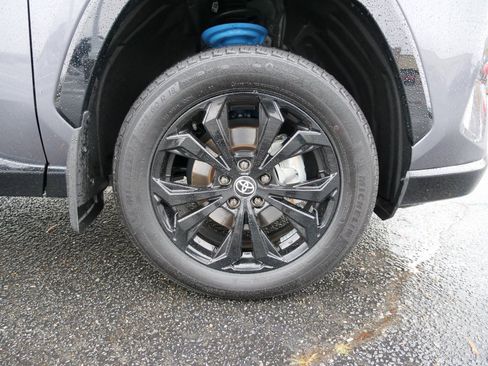 Used 2025 Toyota RAV4 XSE image 10