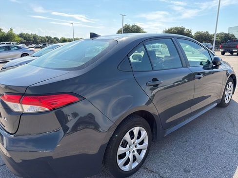 Used 2024 Toyota Corolla LE FWD image 6