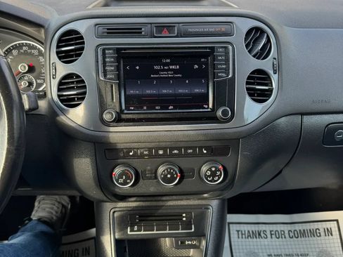 Used 2017 Volkswagen Tiguan S AWD/4WD image 18