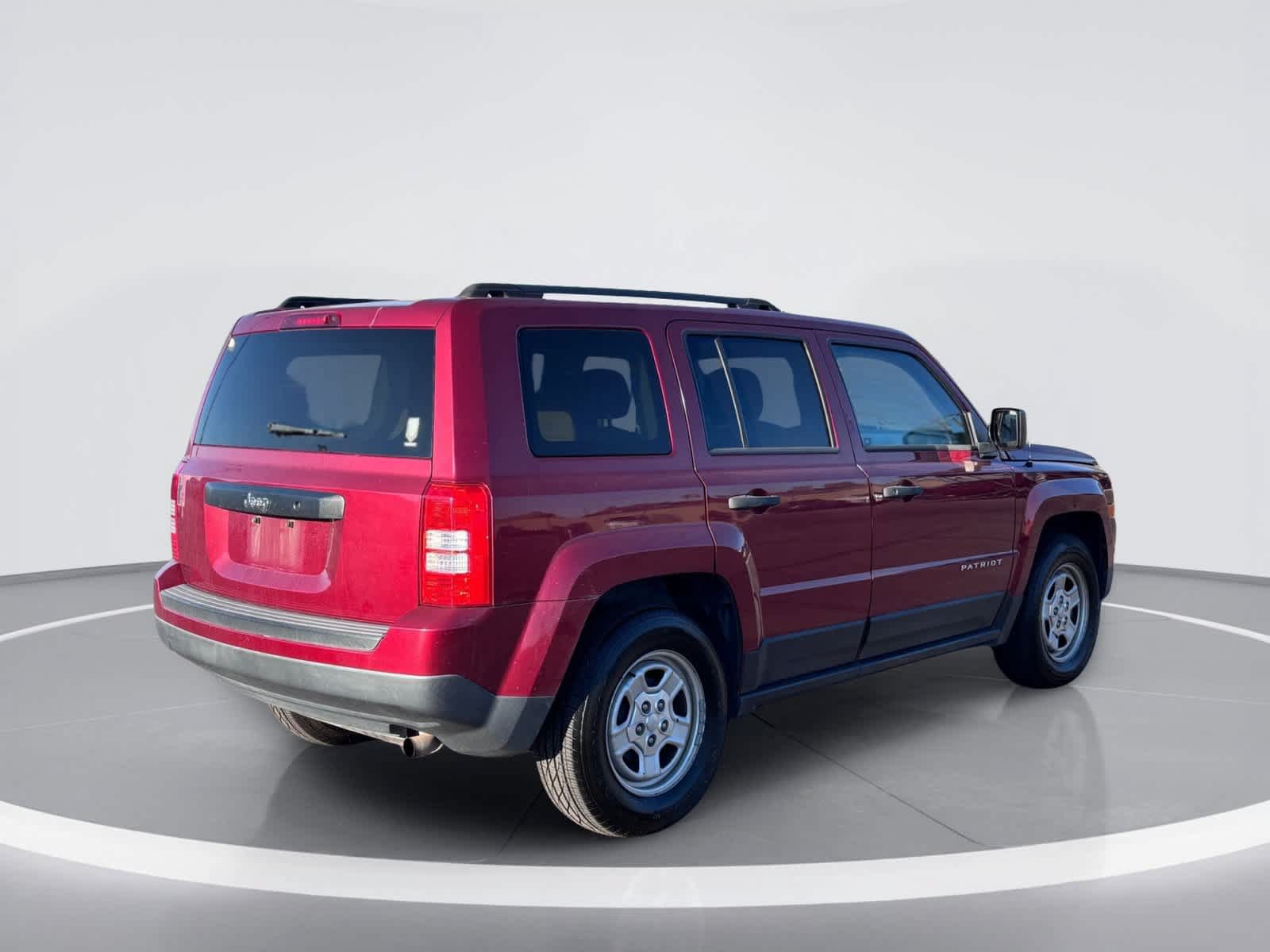 Used 2015 Jeep Patriot Sport FWD image 8