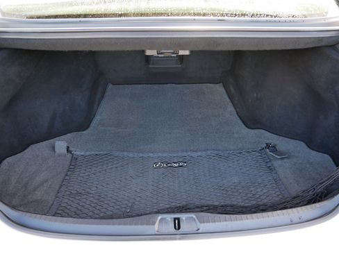 Used 2014 Lexus LS 460 AWD image 19