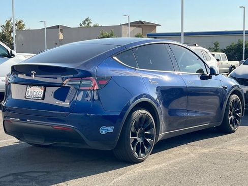 Used 2020 Tesla Model Y Long Range AWD/4WD image 6