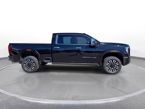 Used 2025 GMC Sierra 3500 Denali Ultimate AWD/4WD image 9