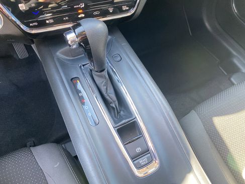 Used 2022 Honda HR-V EX image 24