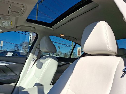 Used 2019 INFINITI Q50 Luxe w/ Essential Package (3.0T Luxe) image 23