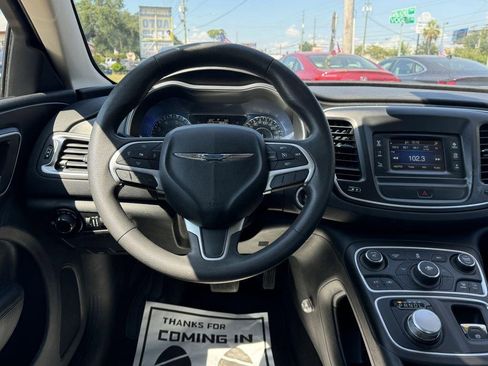 Used 2015 Chrysler 200 Limited image 14