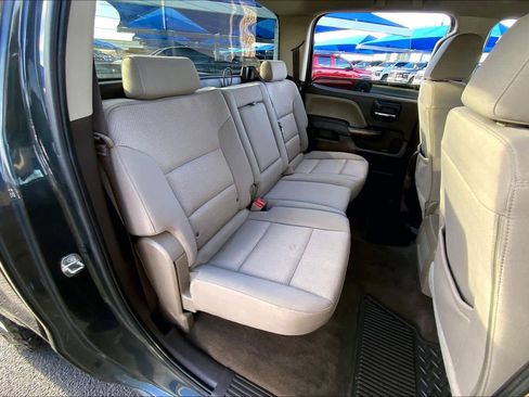 Used 2018 Chevrolet Silverado 1500 LT w/ LT Eassist Package image 19