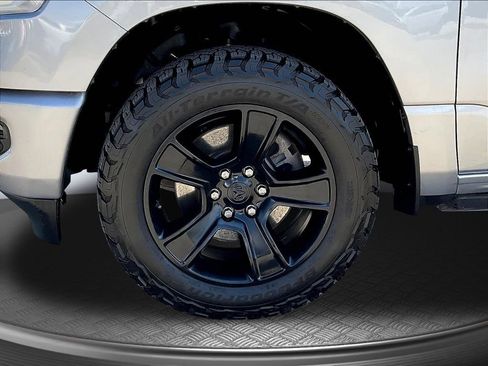 Used 2023 RAM 1500 Big Horn AWD/4WD image 36